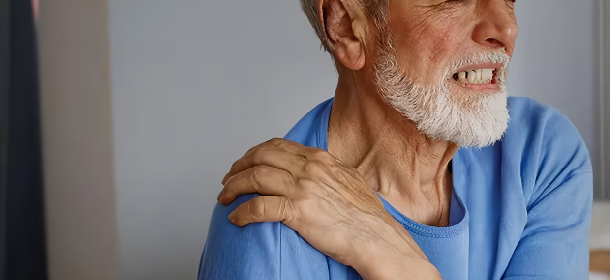 Dolor de hombro en adulto mayor